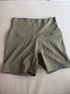 Aritzia High-Rise Bike Shorts